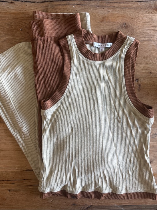 Selva Negra Tops - Selva Negra Ribbed Two-Piece Tank & Pants Set - Cream and Rust